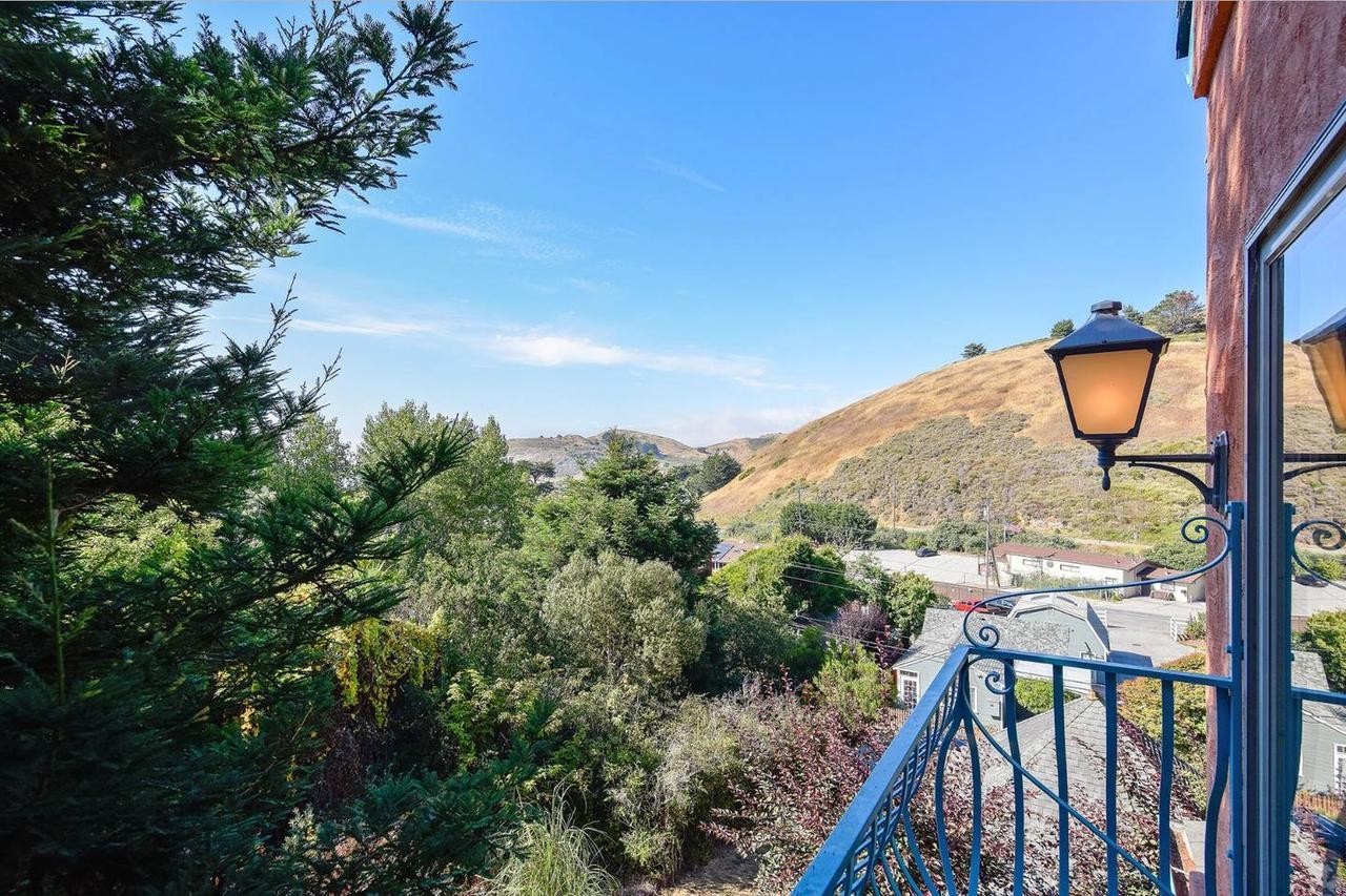 @ Marbella Lane Tuscan Villa With Hot Tub Пасифика Экстерьер фото