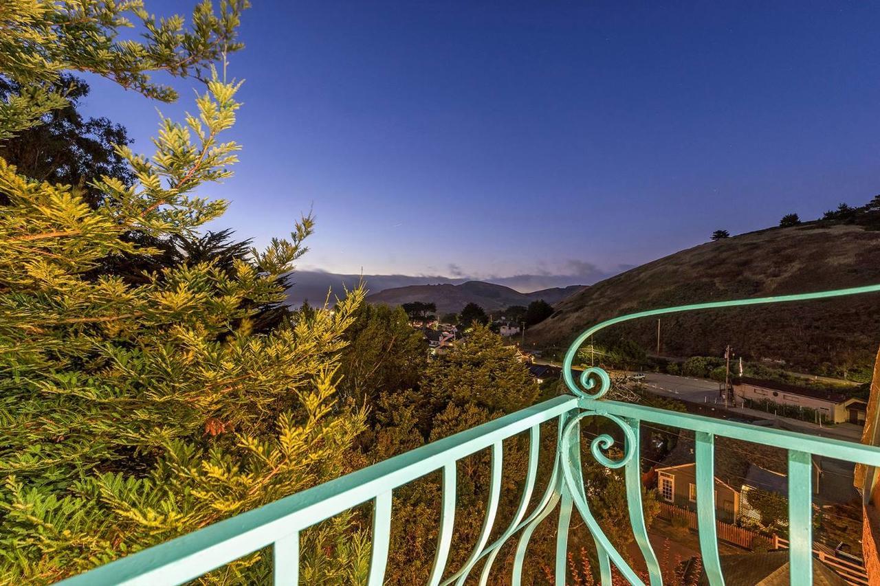 @ Marbella Lane Tuscan Villa With Hot Tub Пасифика Экстерьер фото
